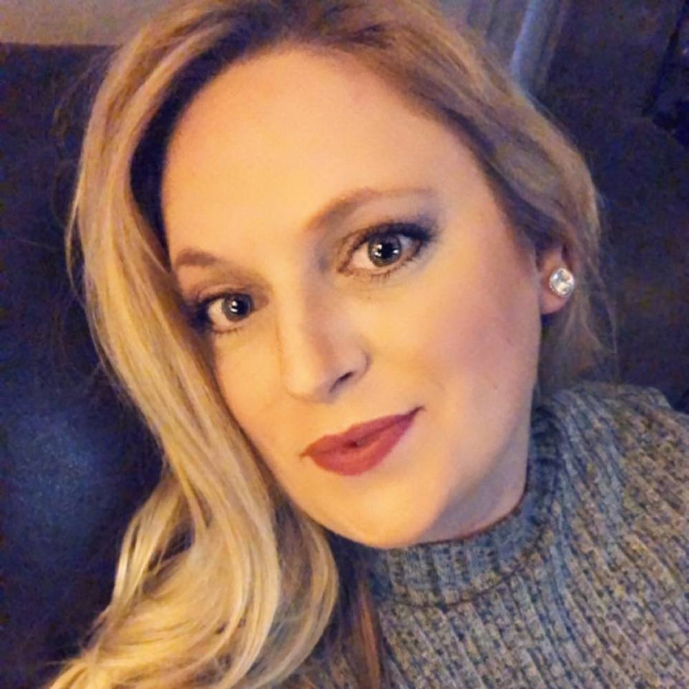 Meet your Posher, Lori